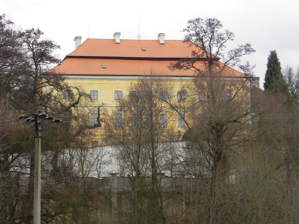 Penzion Krasny Dvur Екстер'єр фото